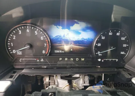 2020 Ford Explorer Xlt z USA, uszkodzony, nr VIN 1FMSK7DHXLGA38015